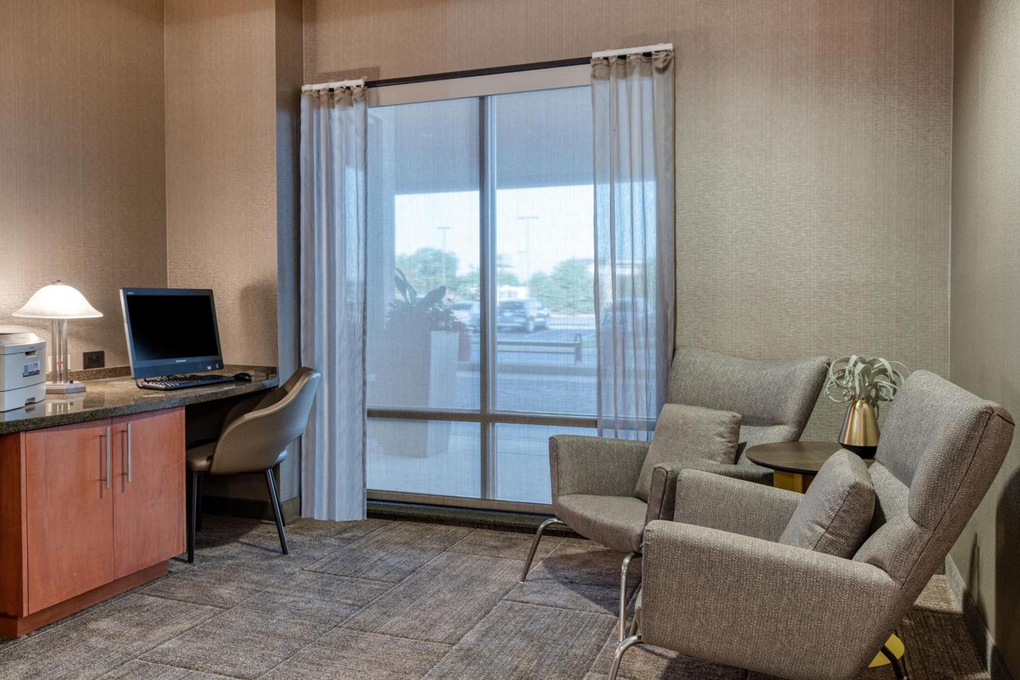Springhill Suites Terre Haute Zewnętrze zdjęcie